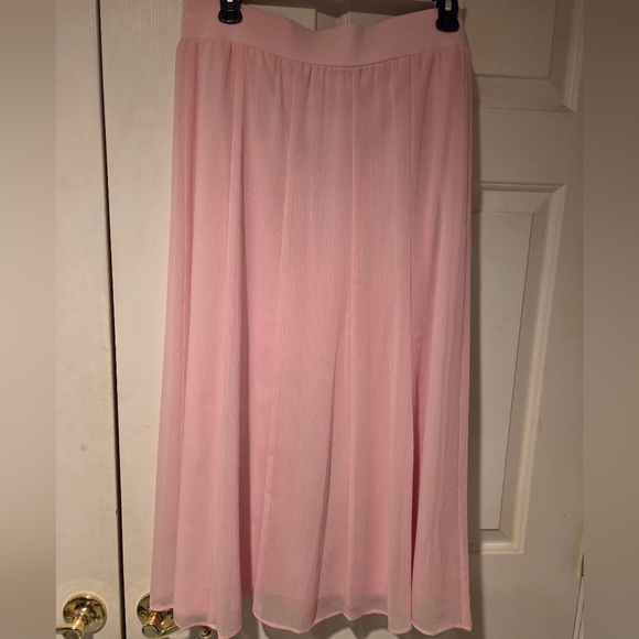 Ruby Rd long pink crepe skirt. Elastic waist. Lined. size M - Picture 5 of 5